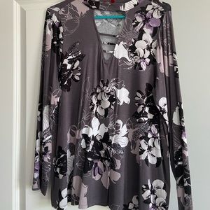 Jennifer Lopez long sleeve floral print